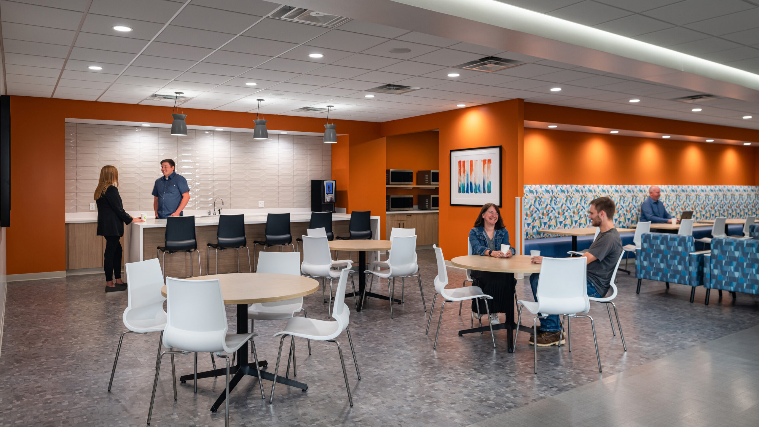 UnityPoint Health Meriter Jeff Levy Education Center cafe