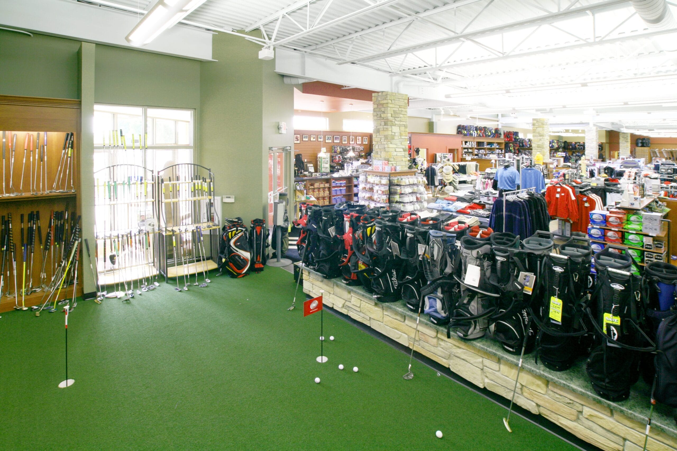 Nevada Bobs putting green