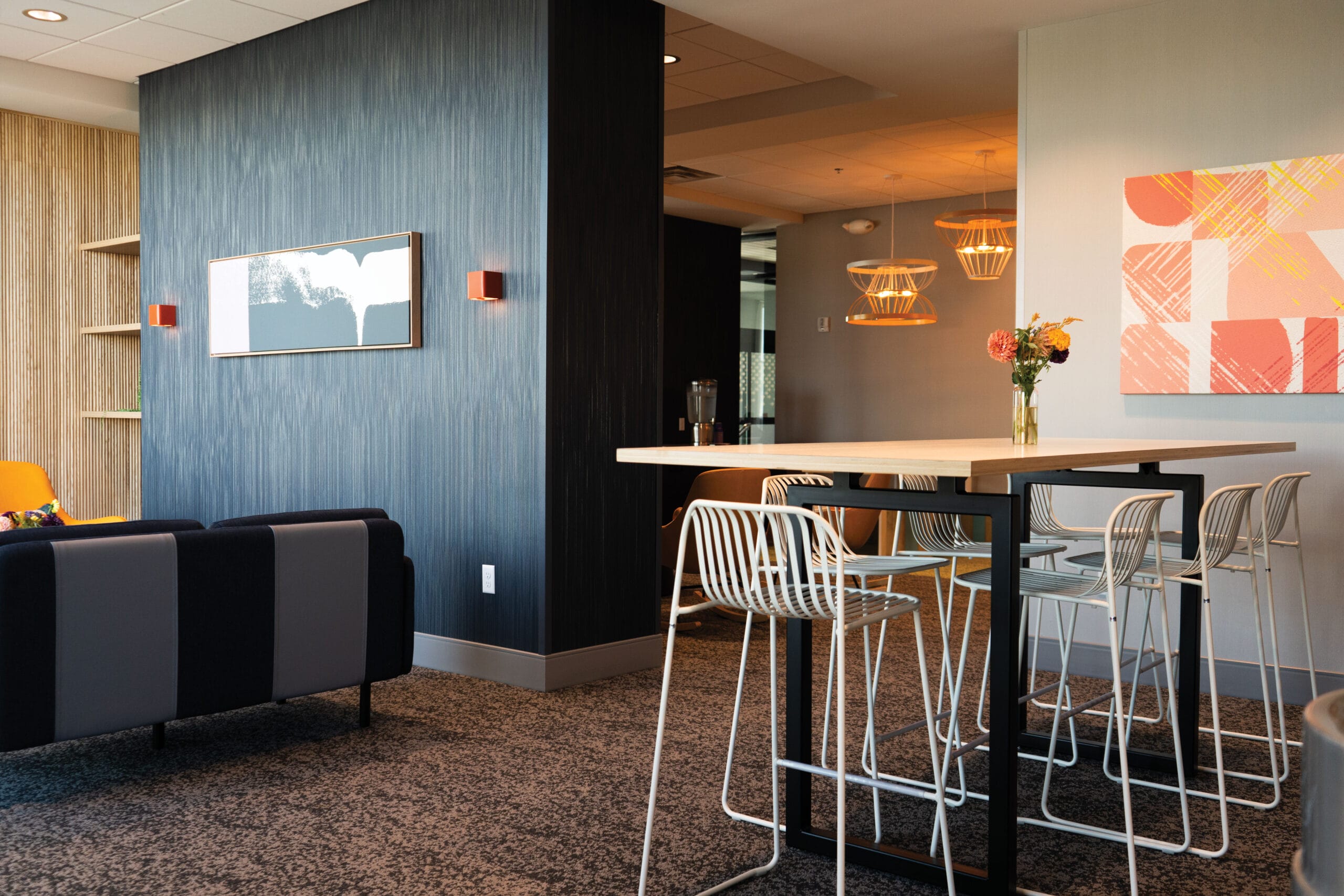 Spark lounge